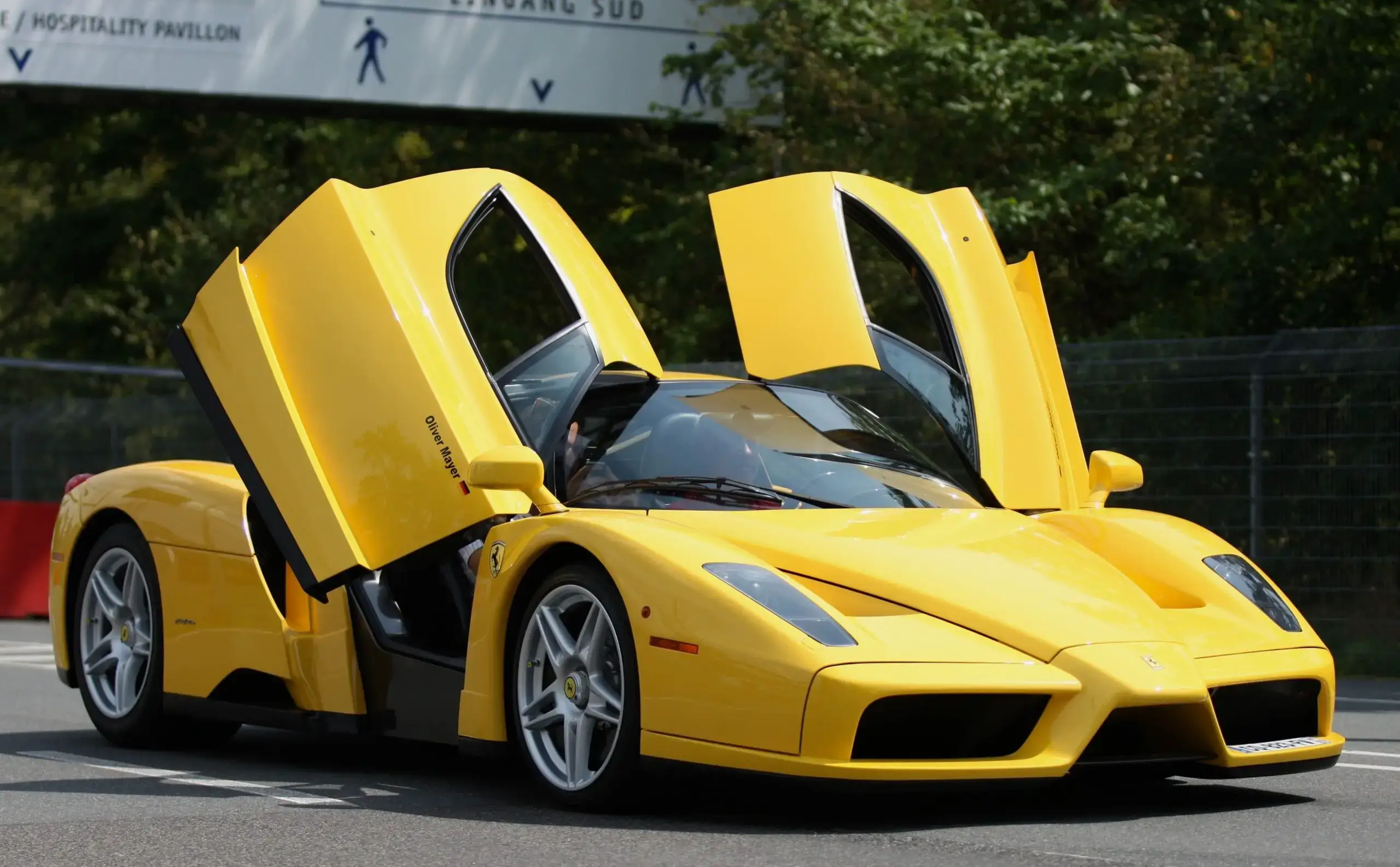 nuova Ferrari hypecar | Life&People Magazine
