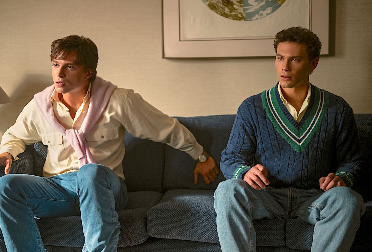 Fotogramma da Monsters, i fratelli Menendez a colloquio dallo psicologo - Life&People Magazine