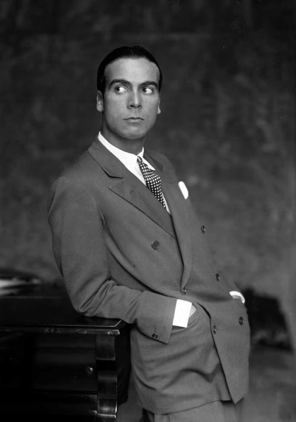 Cristobal Balenciaga l'enfant prodige - Life&People Magazine