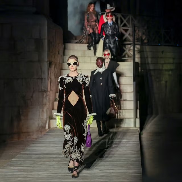 Gucci Cruise 2022-2023 - Life&People Magazine