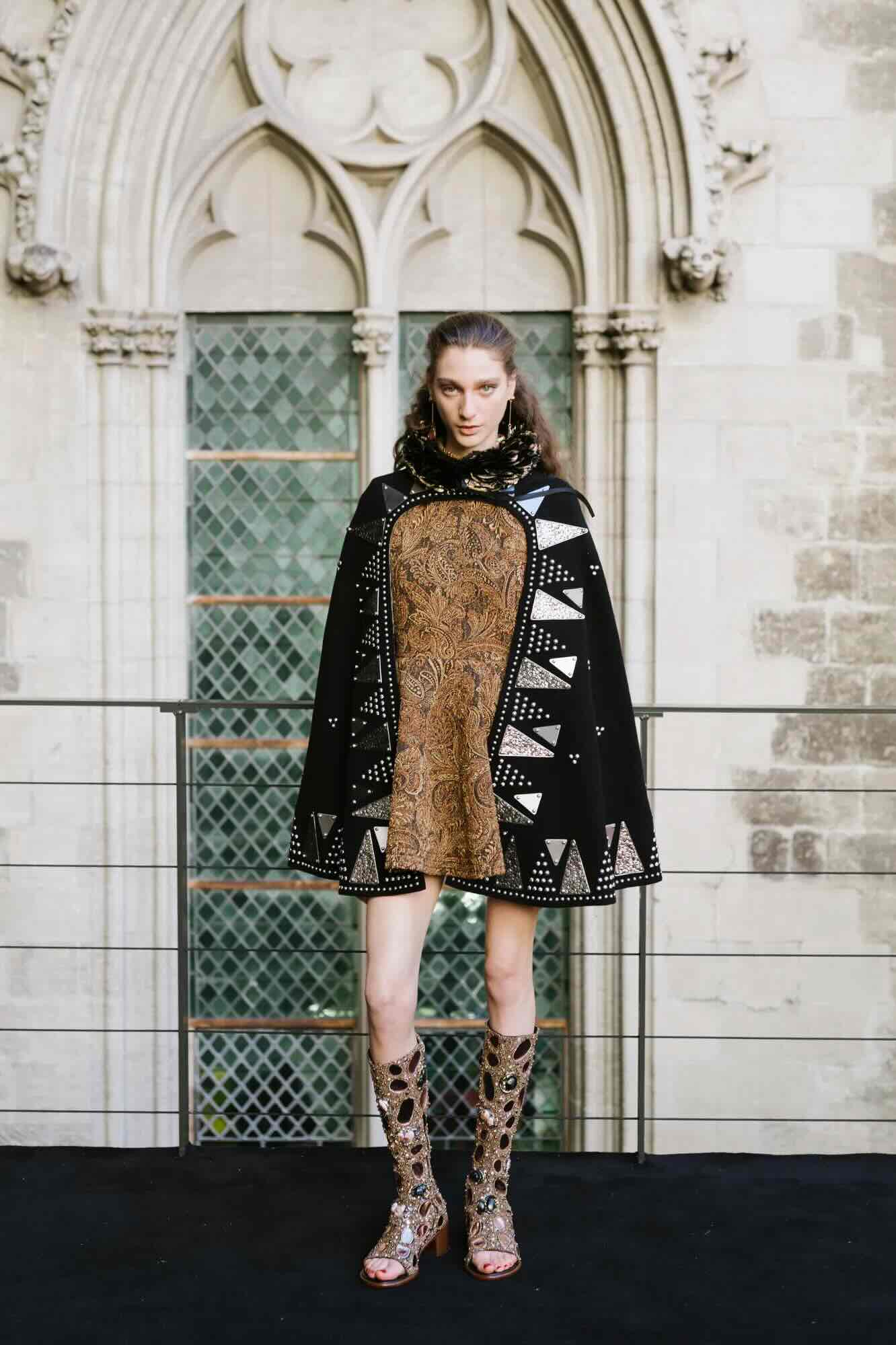 Louis Vuitton cruise 2026 preview look - Life&People Magazine