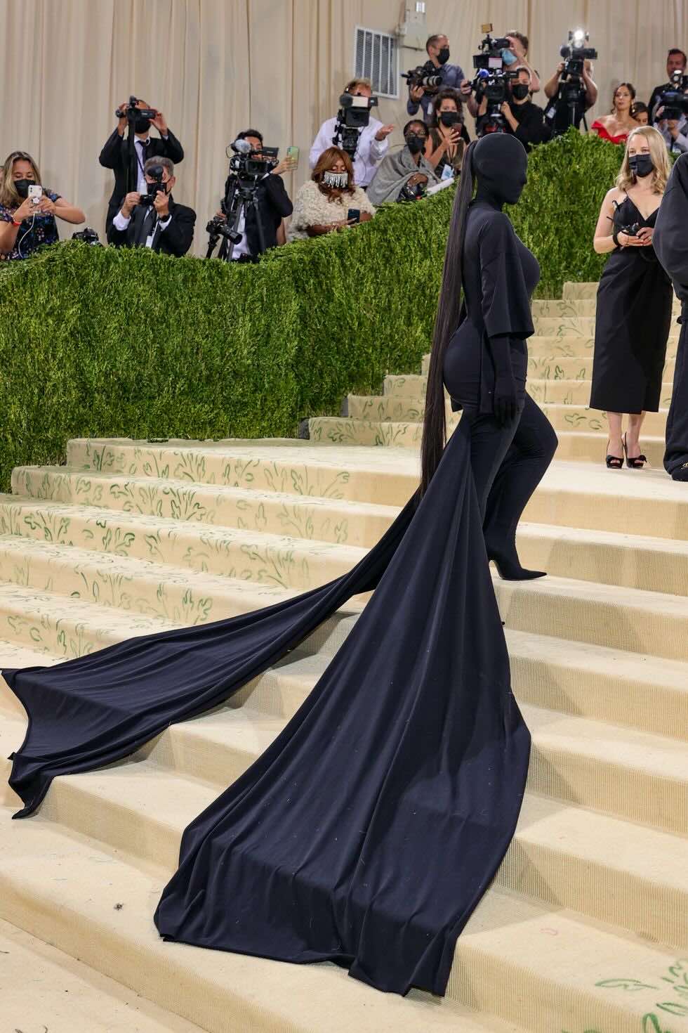 Pierpaolo Piccioli Balenciaga Kim Kardashian 2021 MET Gala in Balenciaga - Life&People Magazine