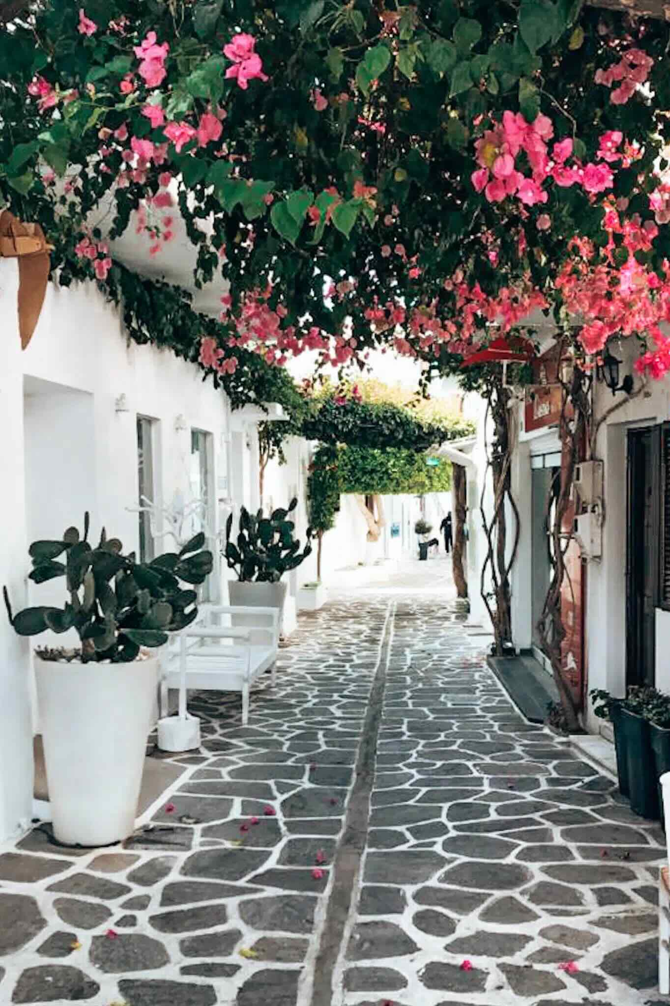 destinazioni viaggio estate Paros - Life&People Magazine