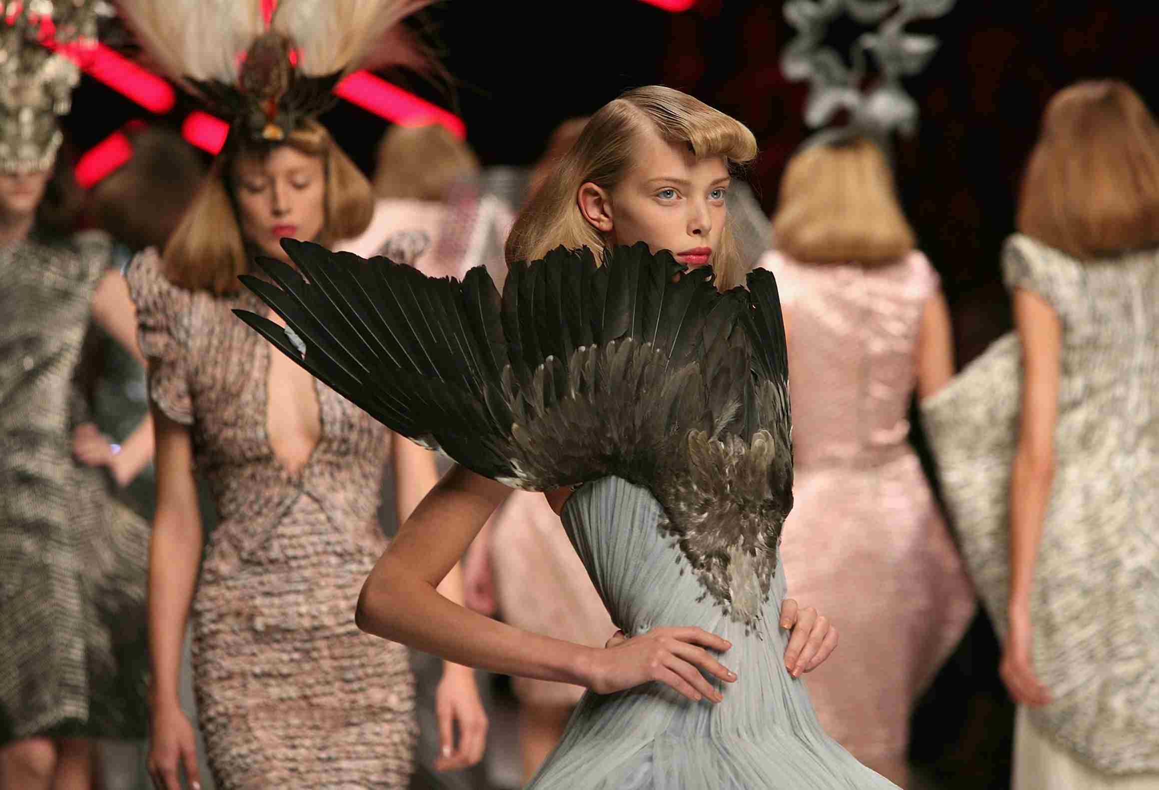 sfilata look moda - Life&People Magazine