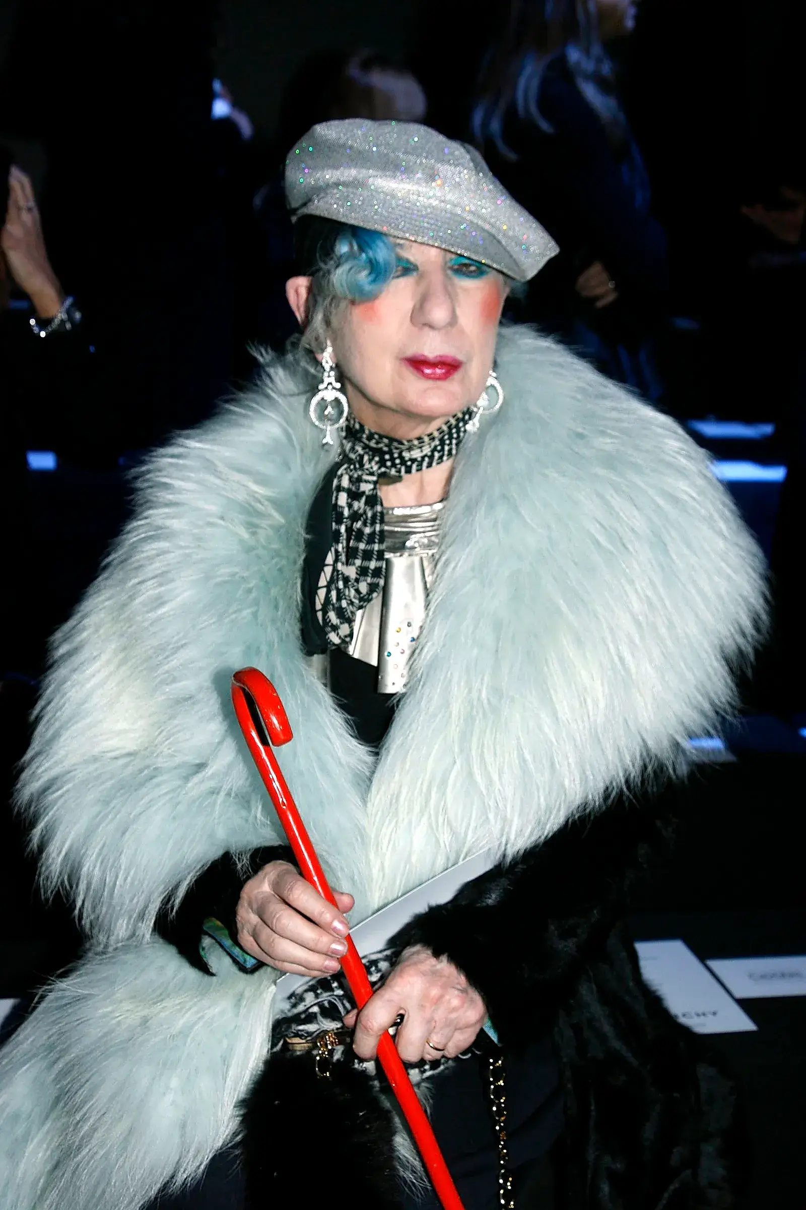 anna piaggi sfilata gicenchy ai 2007 2008 - Life&People Magazine