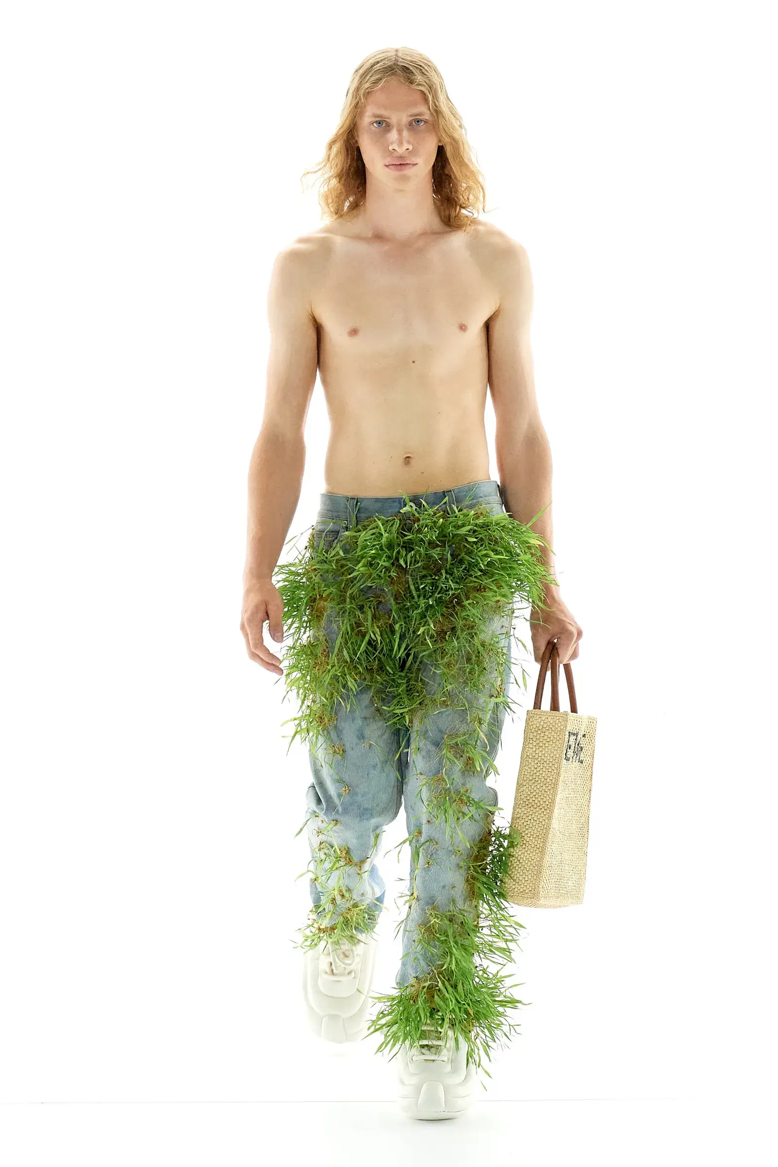  loewe - Life&People Magazine