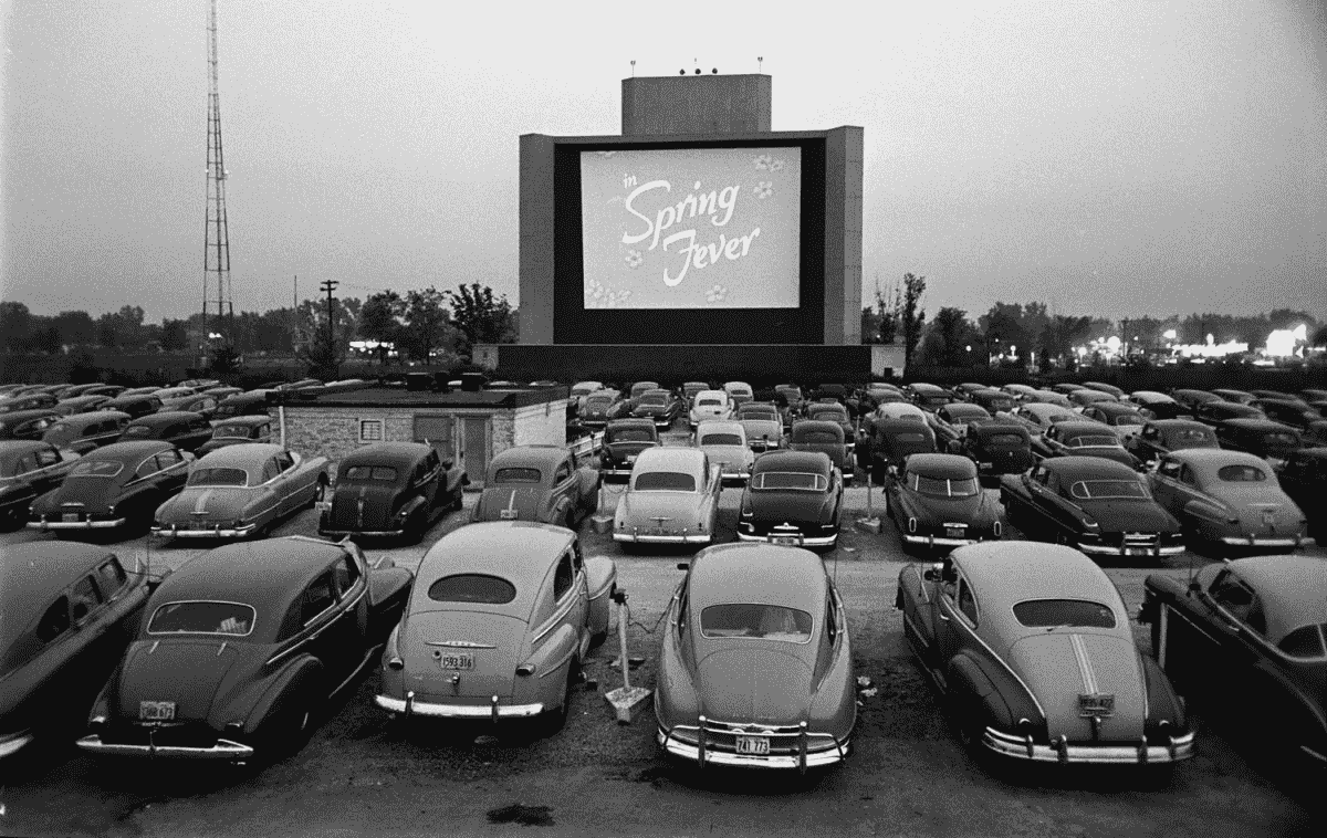 Cinema all'aperto estate drive-in - Life&People Magazine