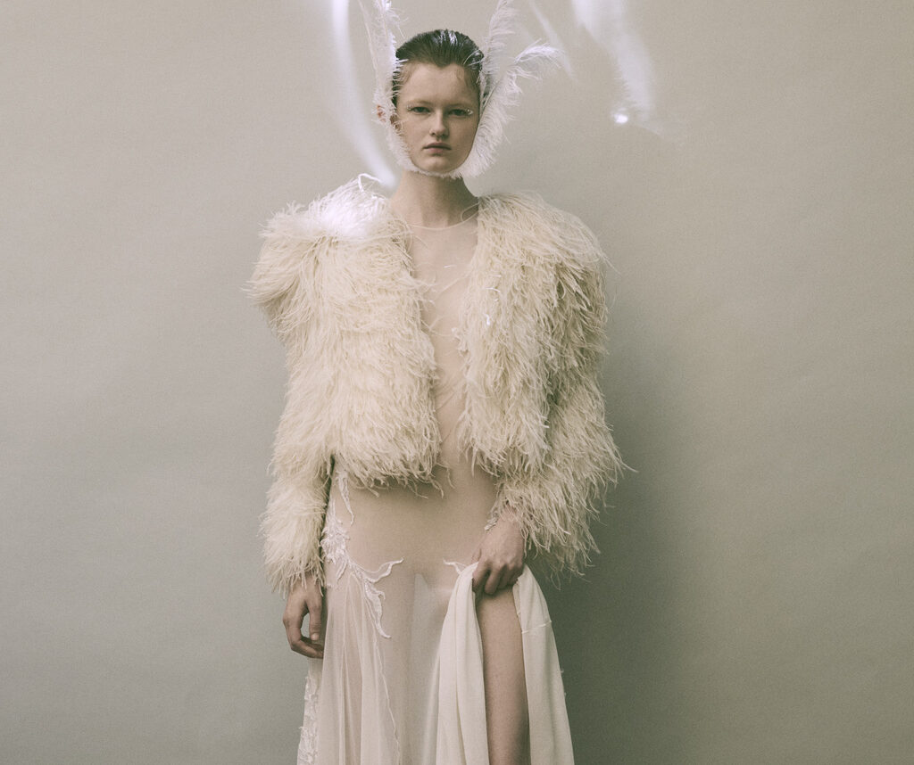 Francesco Scognamiglio reinterpreta la femminilità mitologica Alta Moda - Life&People Magazine