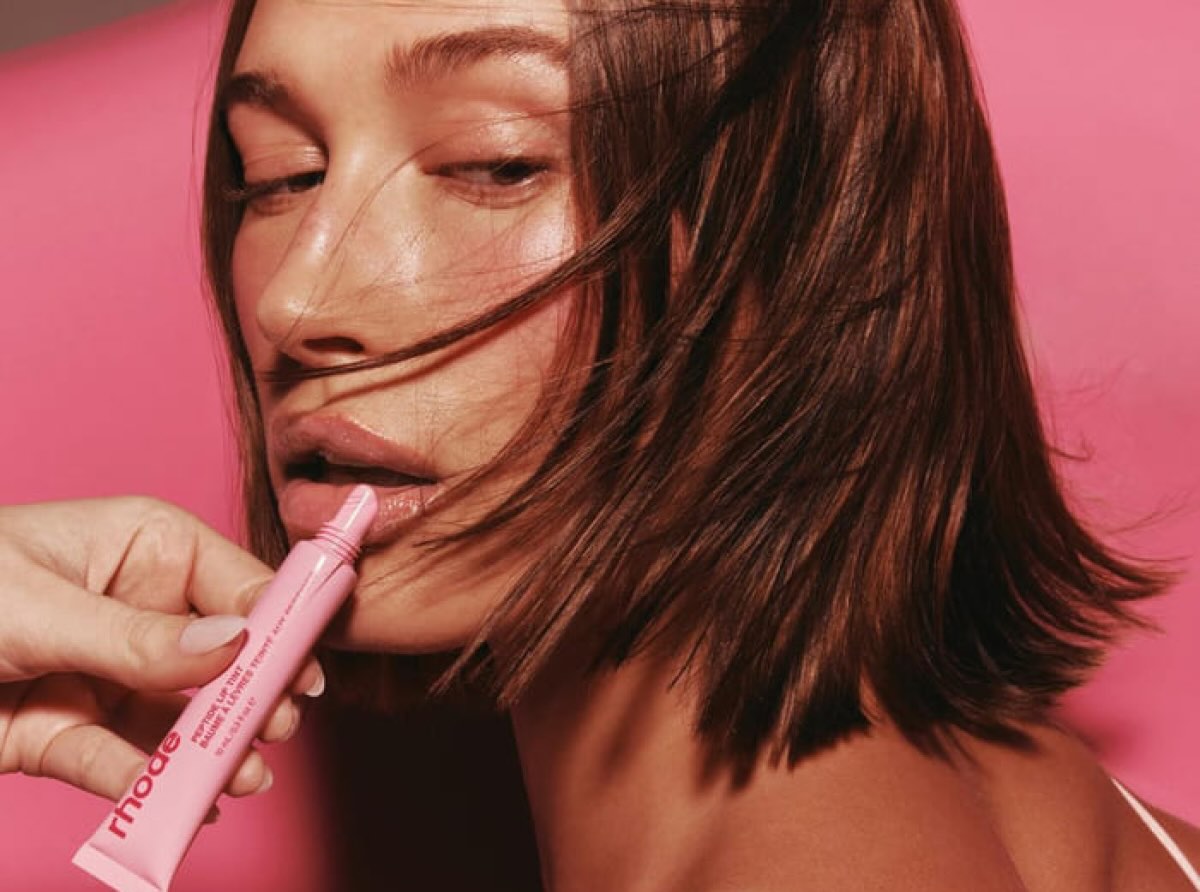 RHODE lip by Hailey Bieber - Life&People Magazine