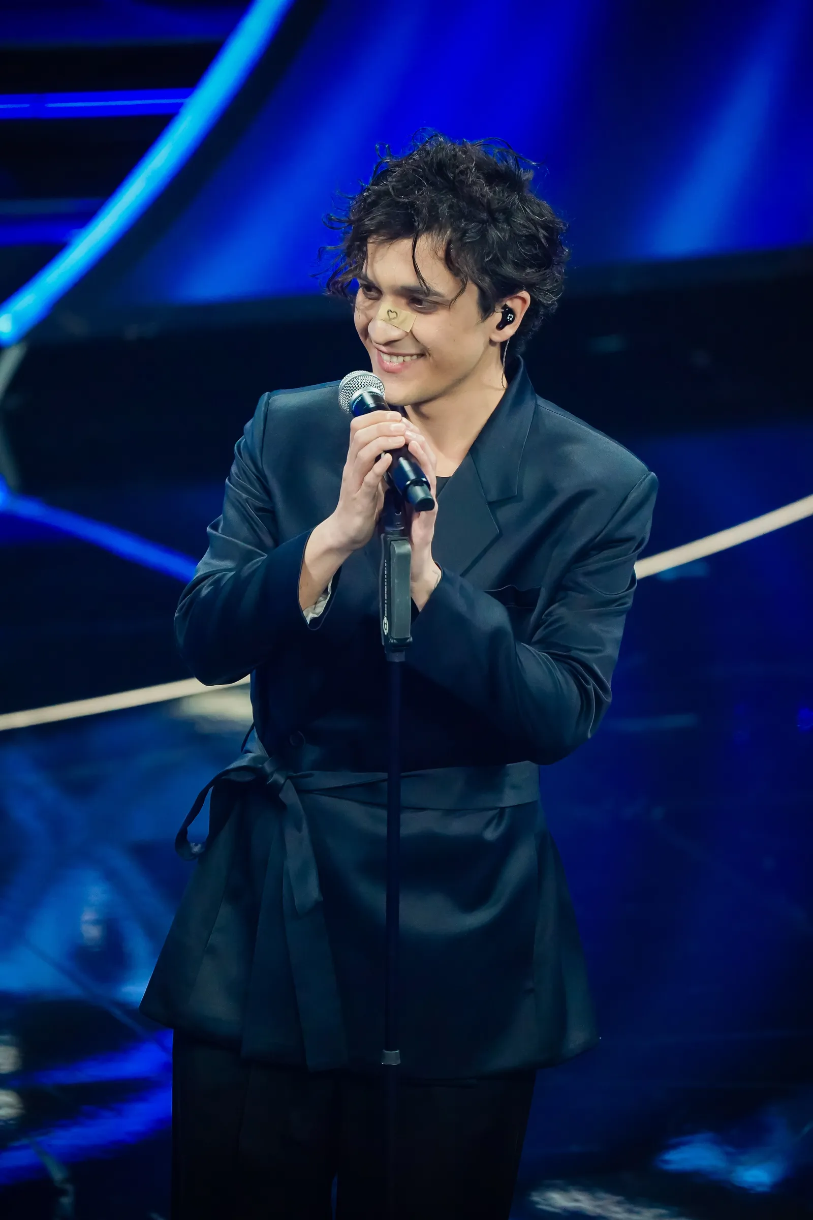 Tananai nasal strip - Life&People Magazine