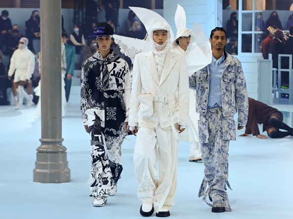 sfilata Kanye West - Life&People Magazine