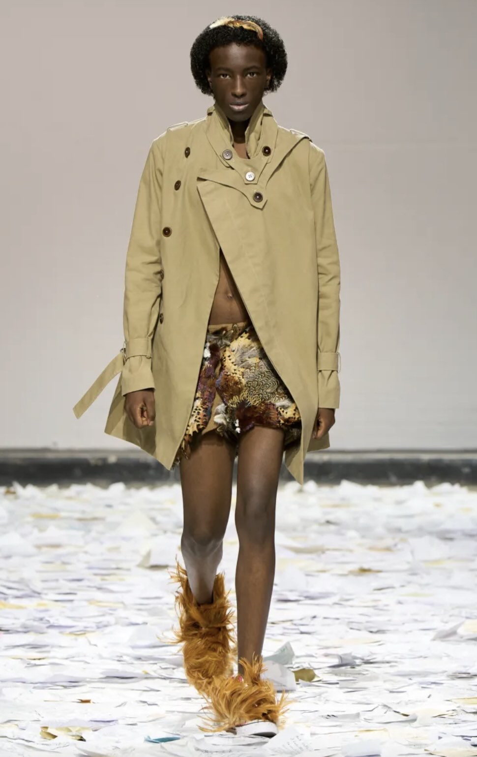 Oscar Ouyang SS 2026 Londra Fashion Week - Life&People Magazine