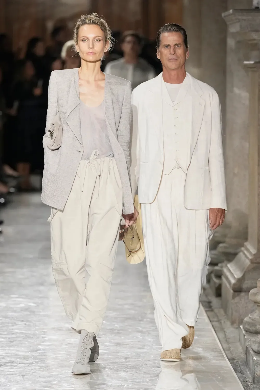 sfilata Giorgio Armani Primavera Estate 2026 Milano Fashion Week - Life&People Magazine