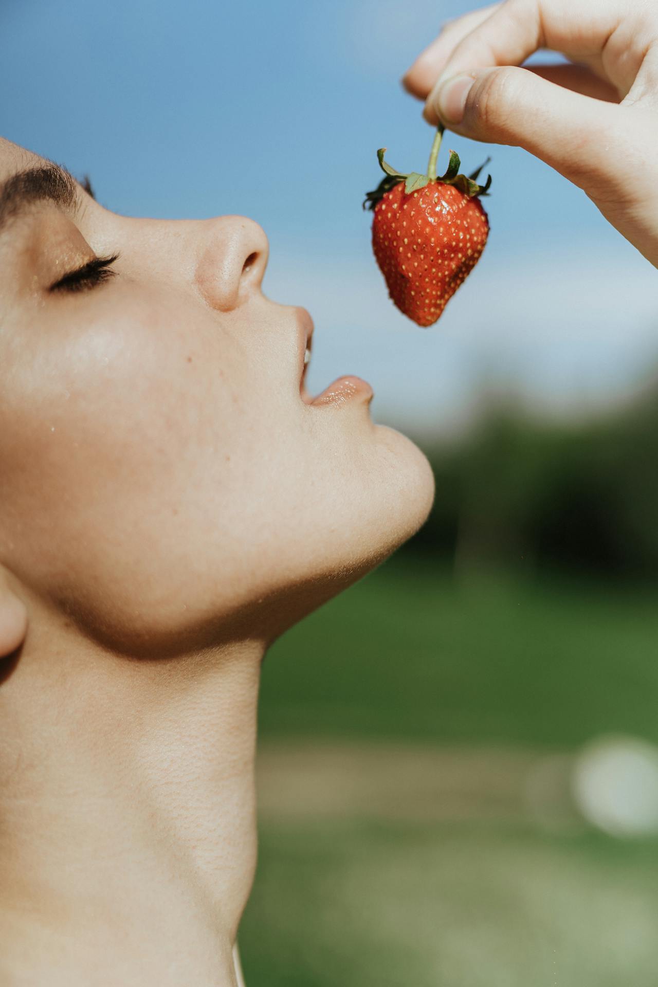Benefici della frutta fragola - Life&People Magazine