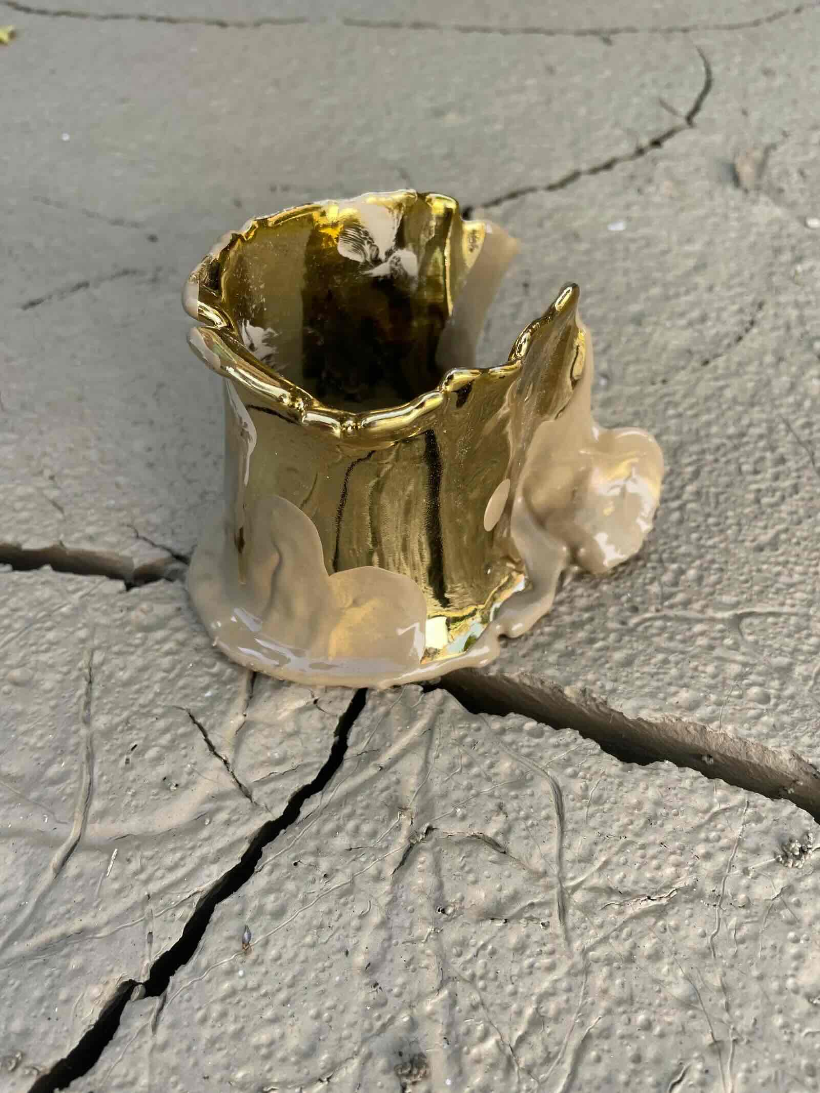 Defa&iuml;ence gioielli recuperati dopo l'alluvione nel 2023 realizzati in rame - Life&People Magazine