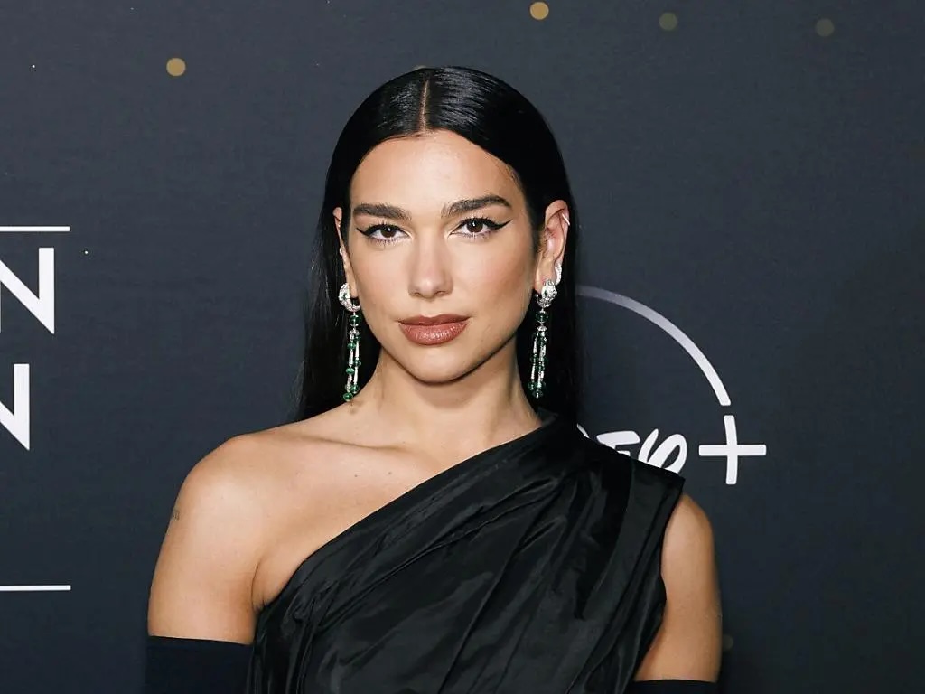 Dua Lipa - Life&People Magazine