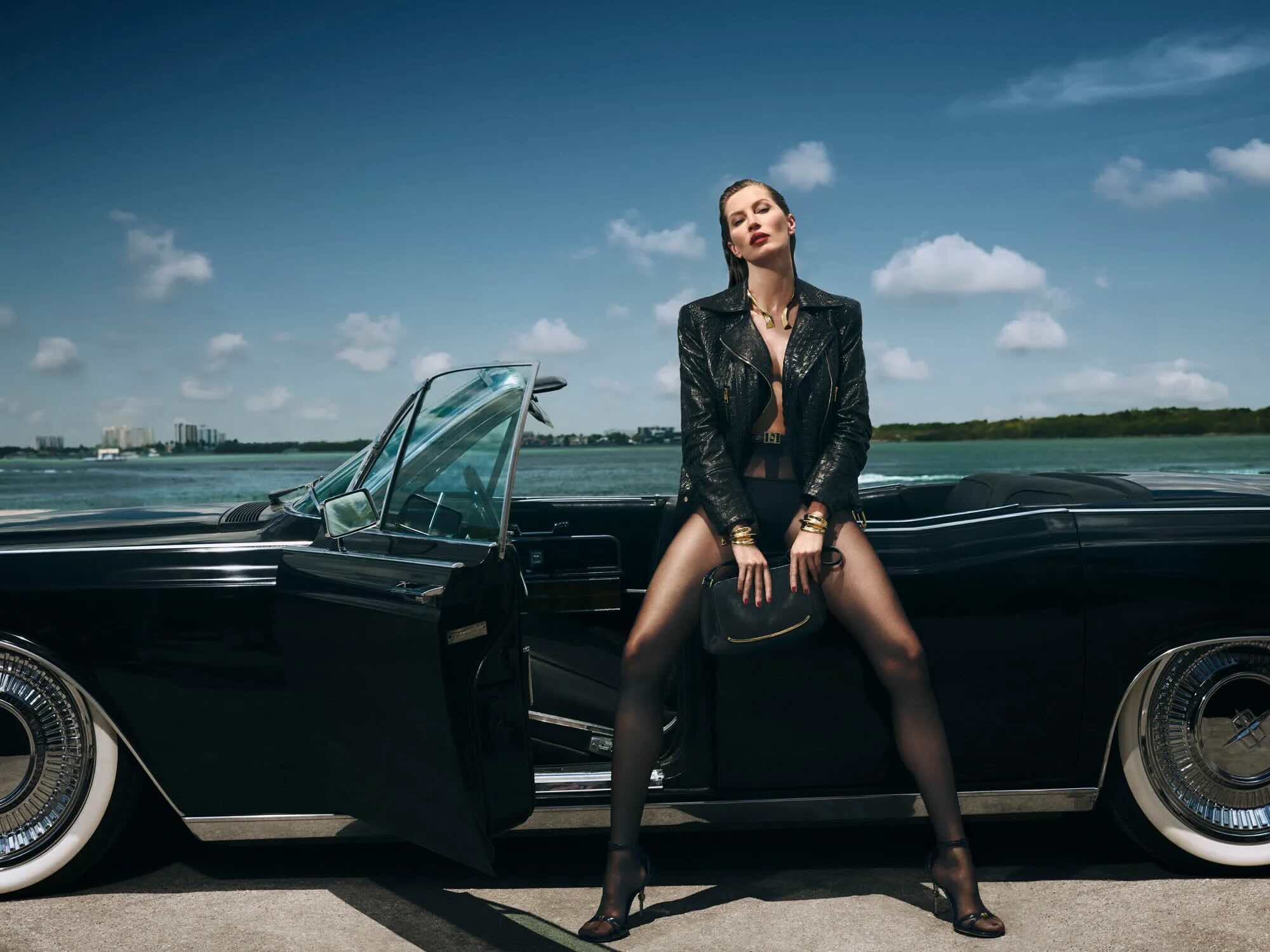 Giselle Bundchen x Elisabetta Franchi scattata da Luigi&Iango - Life&People Magazine