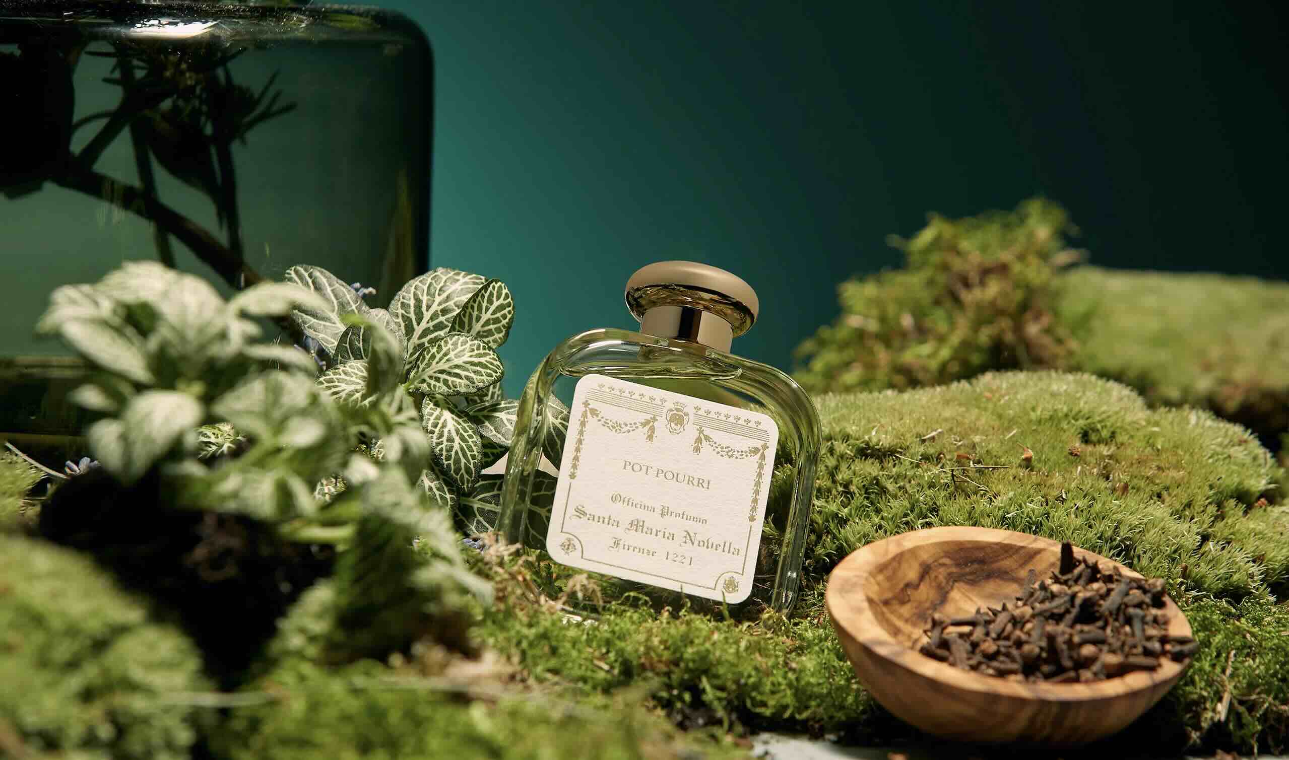 Fragranze come Santa Maria Novella che sono attente al benessere tradizione e originale - Life&People Mazine