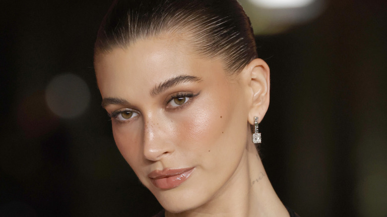 tendenze make up watercolor blush acquerello Hailey Bieber - Life&People Magazine