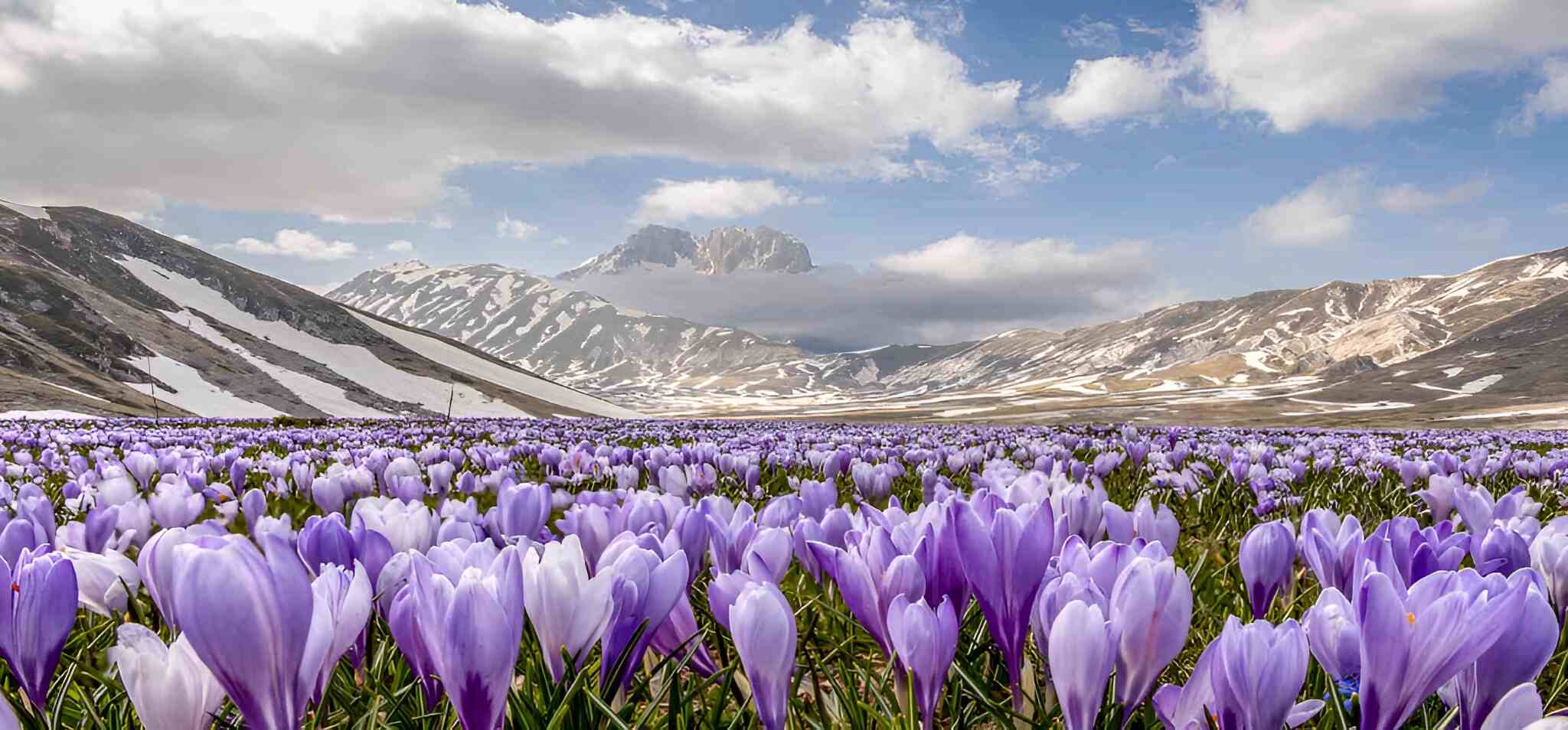 Borghi da visitare in estate Campo Imperatore - Life&People Magazine