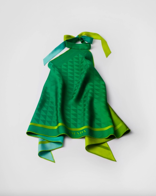 foulard prada top - Life&People Magazine