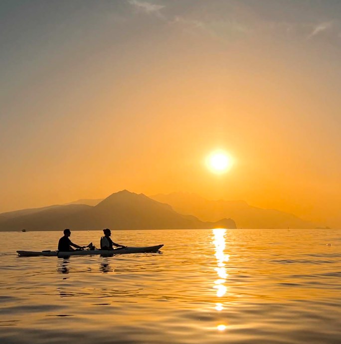 kayak alba mattino capri - Life&People Magazine