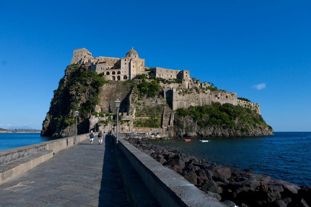 Castello Aragonese - Life&People Magazine