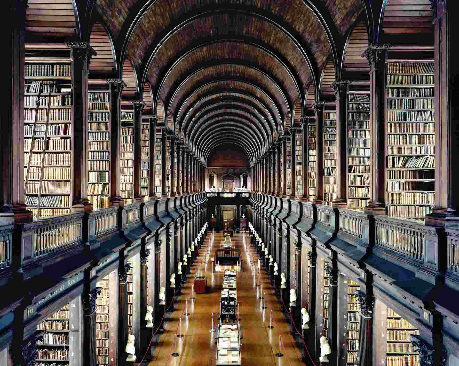 libreria piu bella al mondo Trinity College - Life&People Magazine