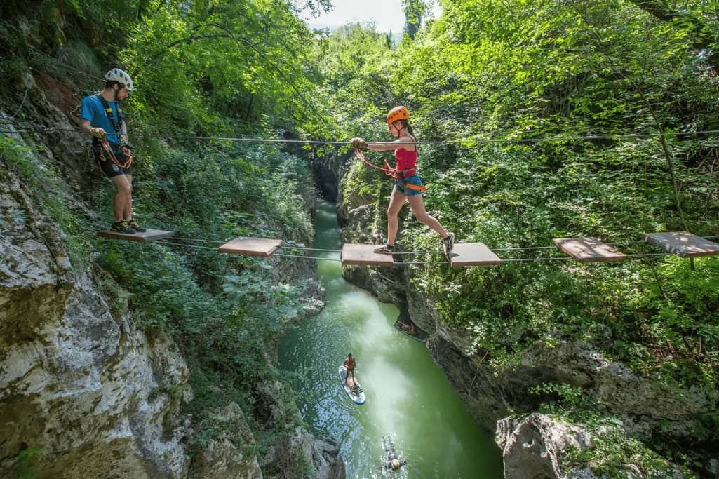 zipline - Life&People Magazine