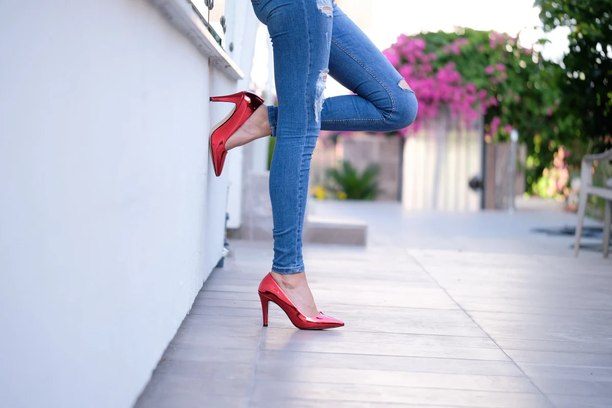 evoluzione delle scarpe Abbinamento tacco jeans - Life&People Magazine