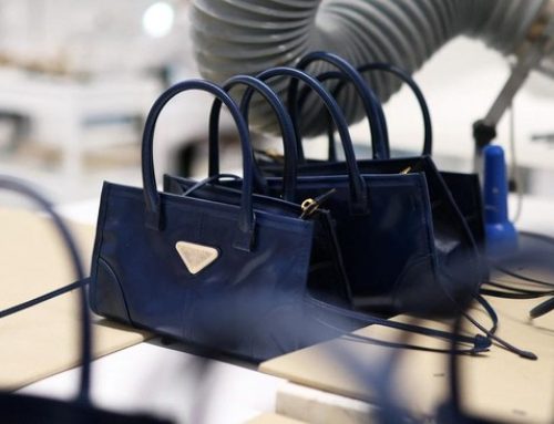 Nel cuore della pelletteria toscana, dove prendono forma gli accessori lusso