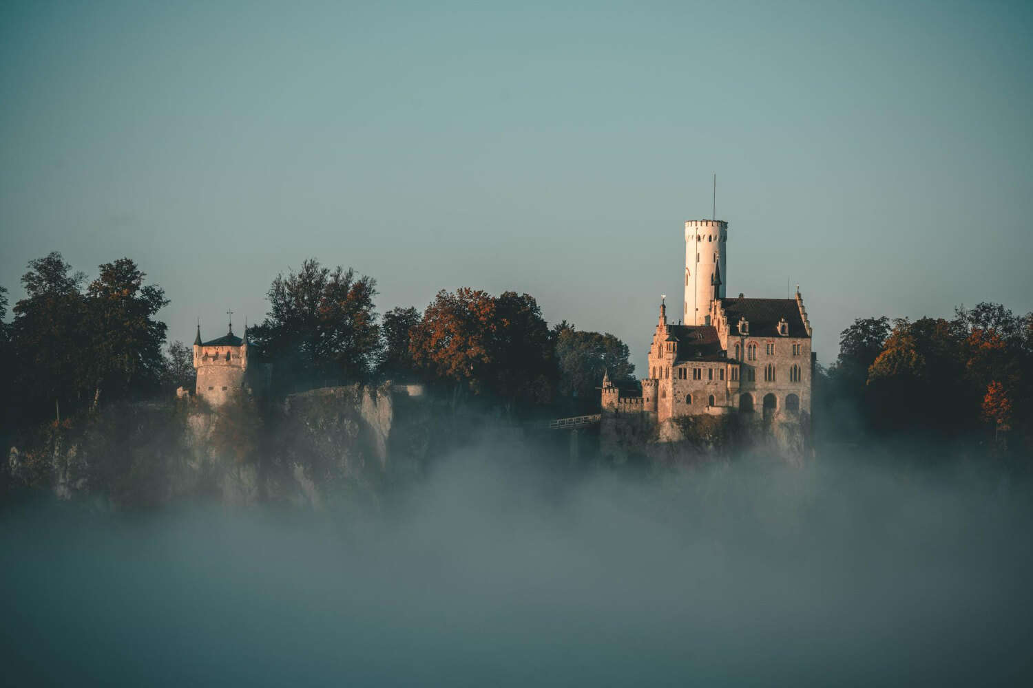 Tendenze viaggi estate castello -Life&People Magazine