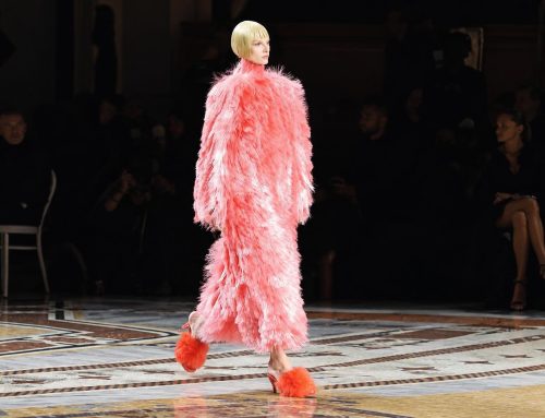 La nightlife anni Novanta continua a vivere nella moda contemporanea
