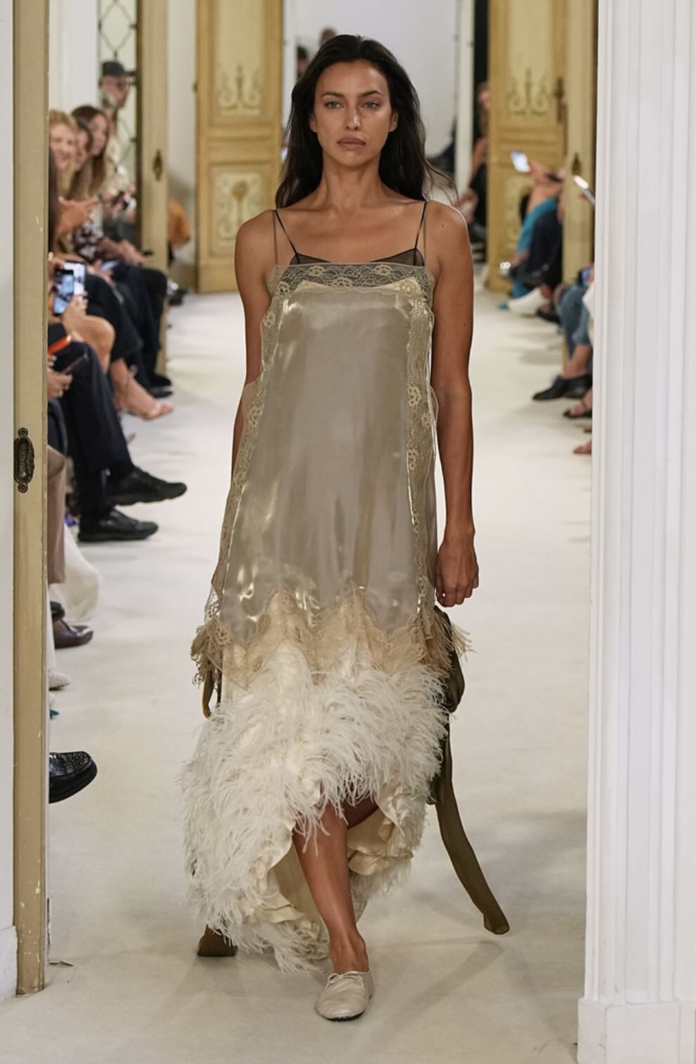 Alberta Ferretti Primavera Estate 2027 - Life&People Magazine