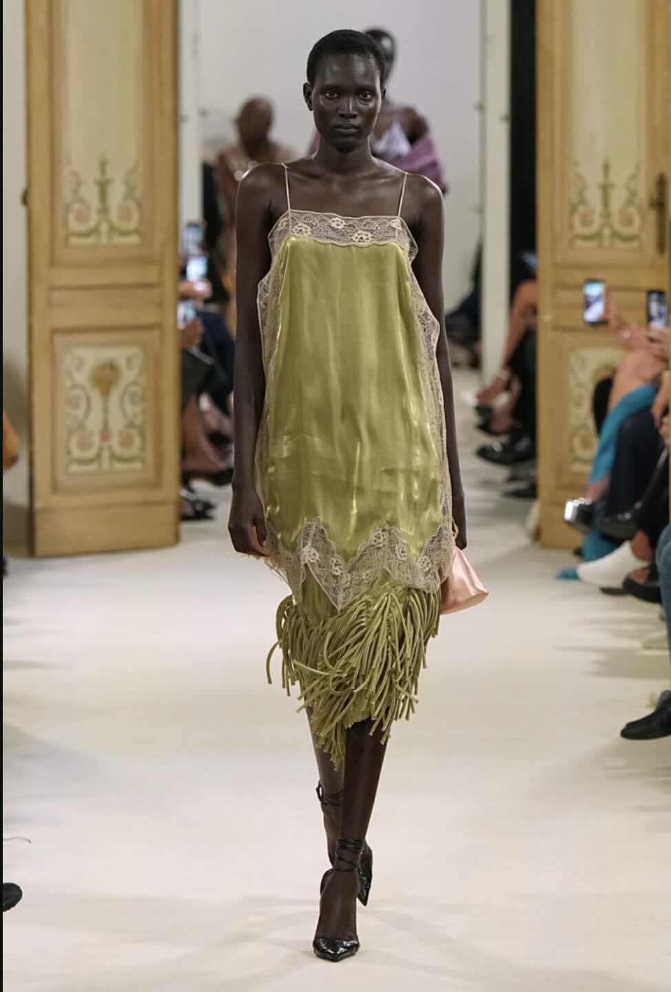 Alberta Ferretti Primavera Estate 2027 - Life&People Magazine