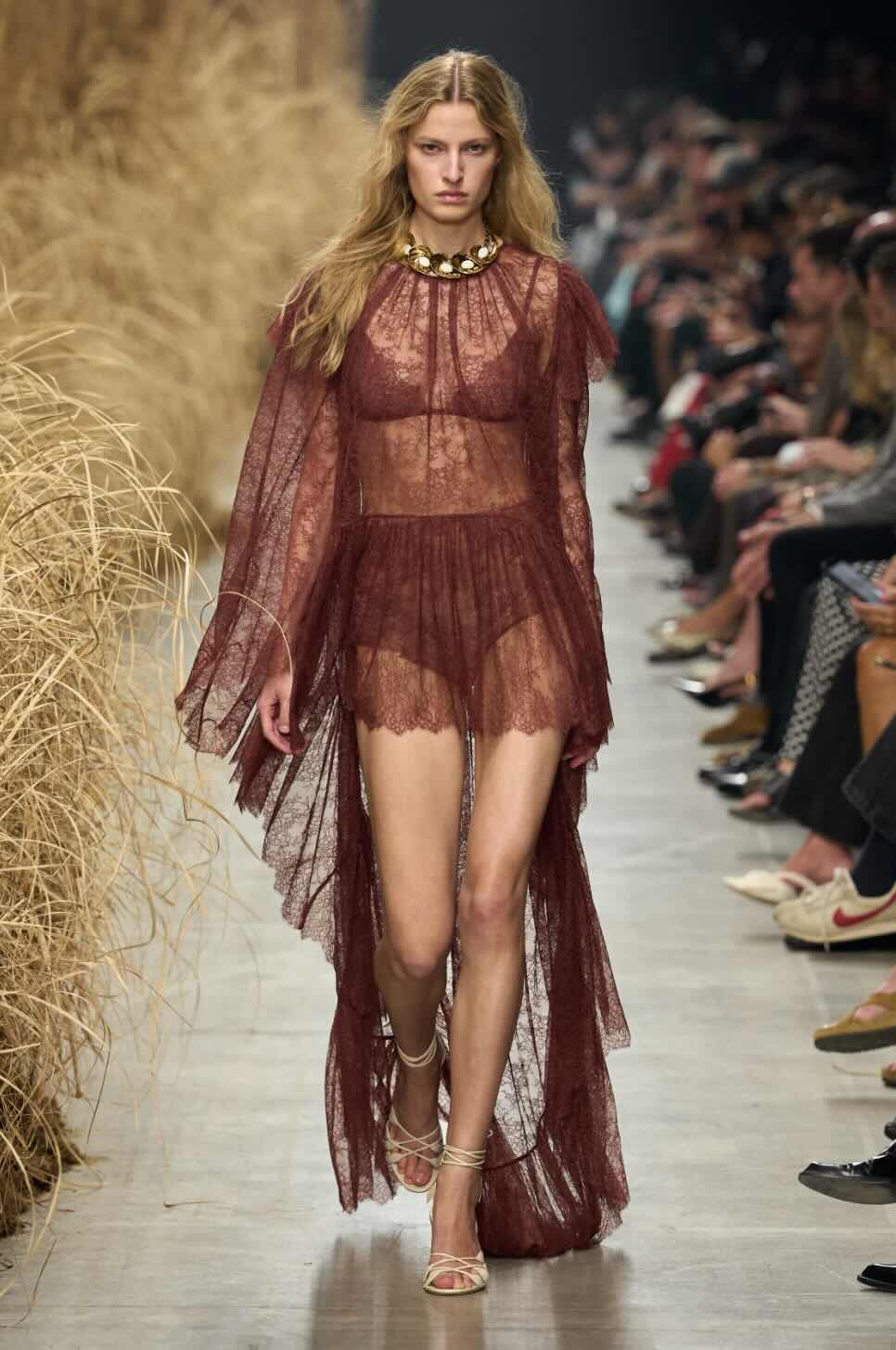 Etro Primavera Estate 2027 - Life&People Magazine