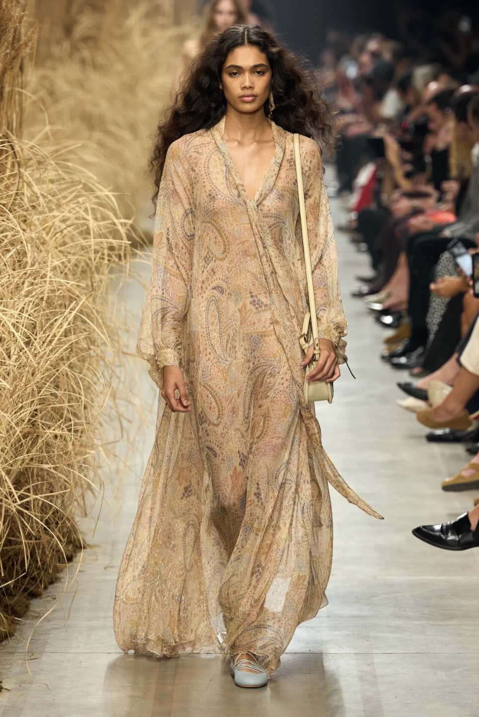 Etro Primavera Estate 2027 - Life&People Magazine
