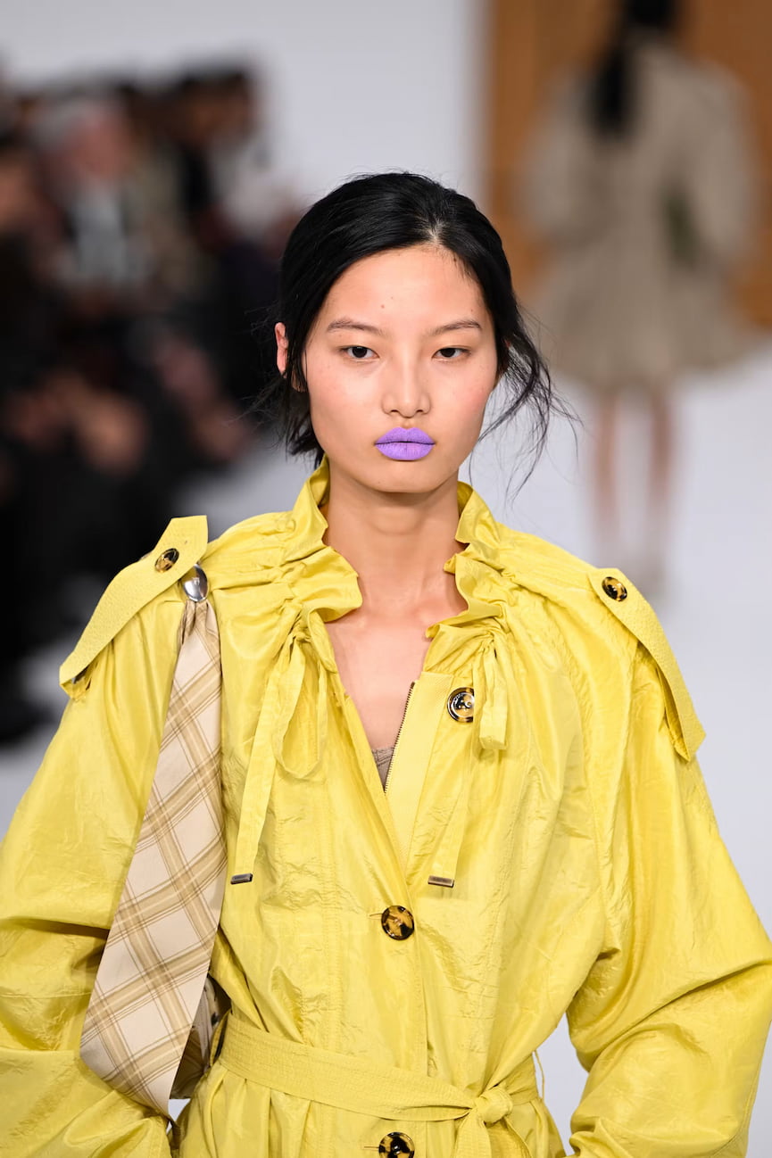 Trucco sfilate Burberry - Life&People Magazine