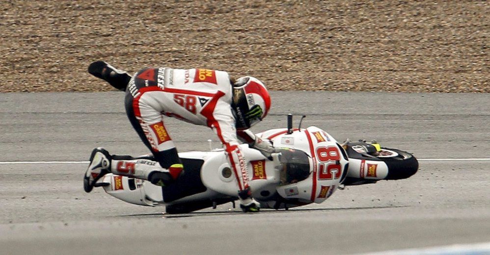 Marco Simoncelli caduta 