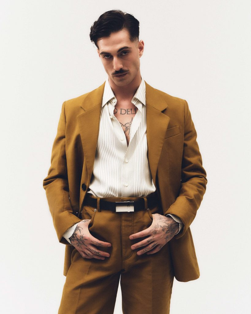 Lo stile dandy di Damiano David