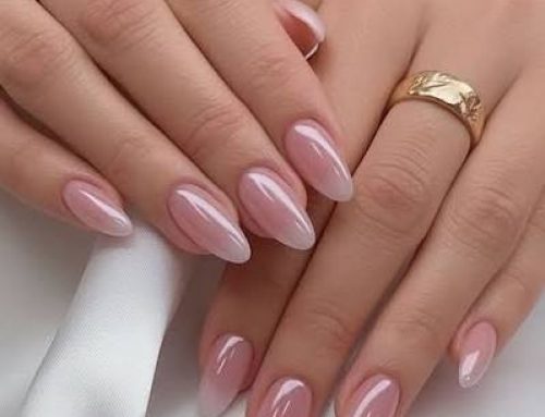 Manicure clean girl: le unghie si ispirano alle pietre preziose